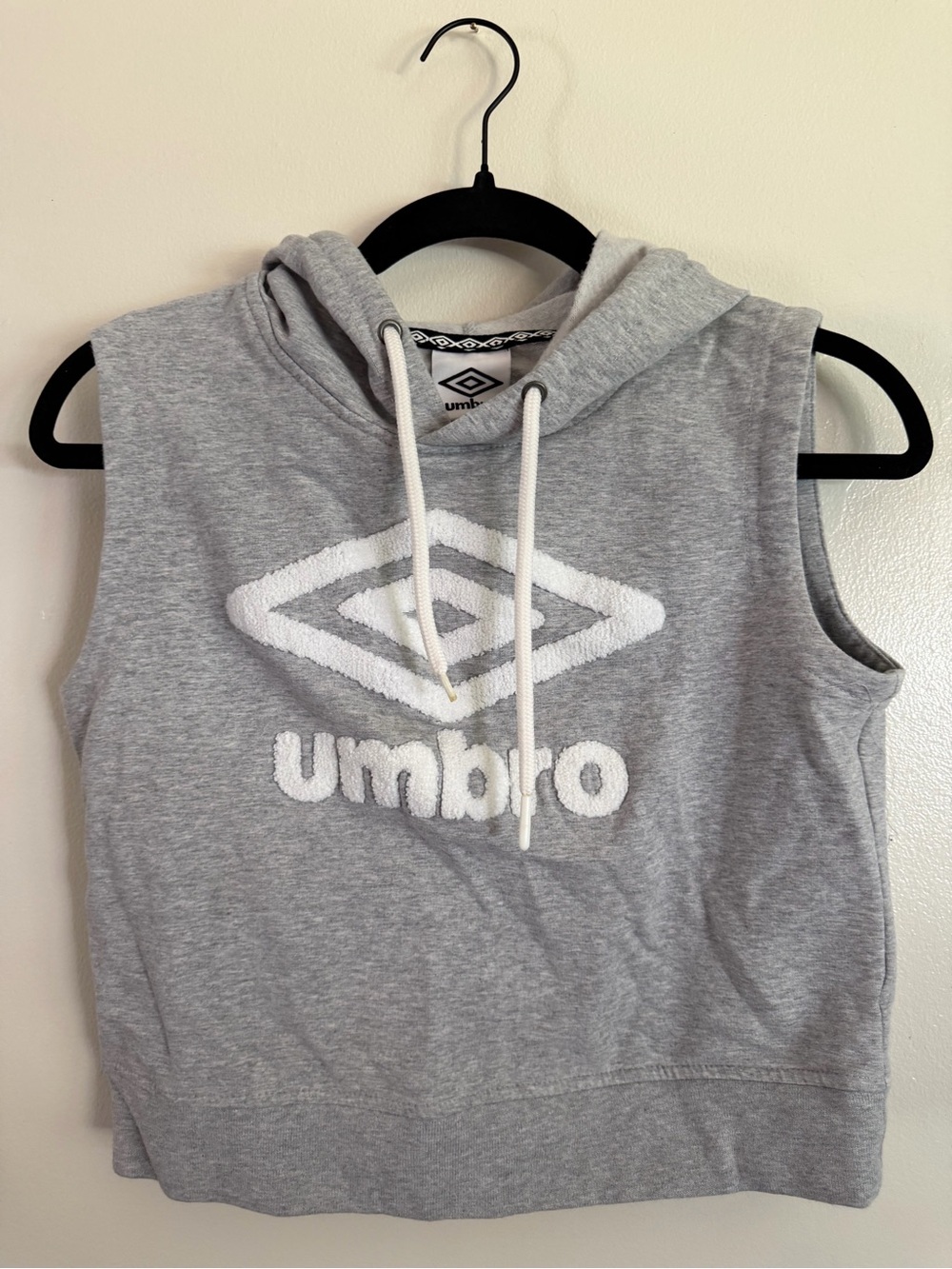 Umbro Light Gray Sleeveless Hoodie with White Logo